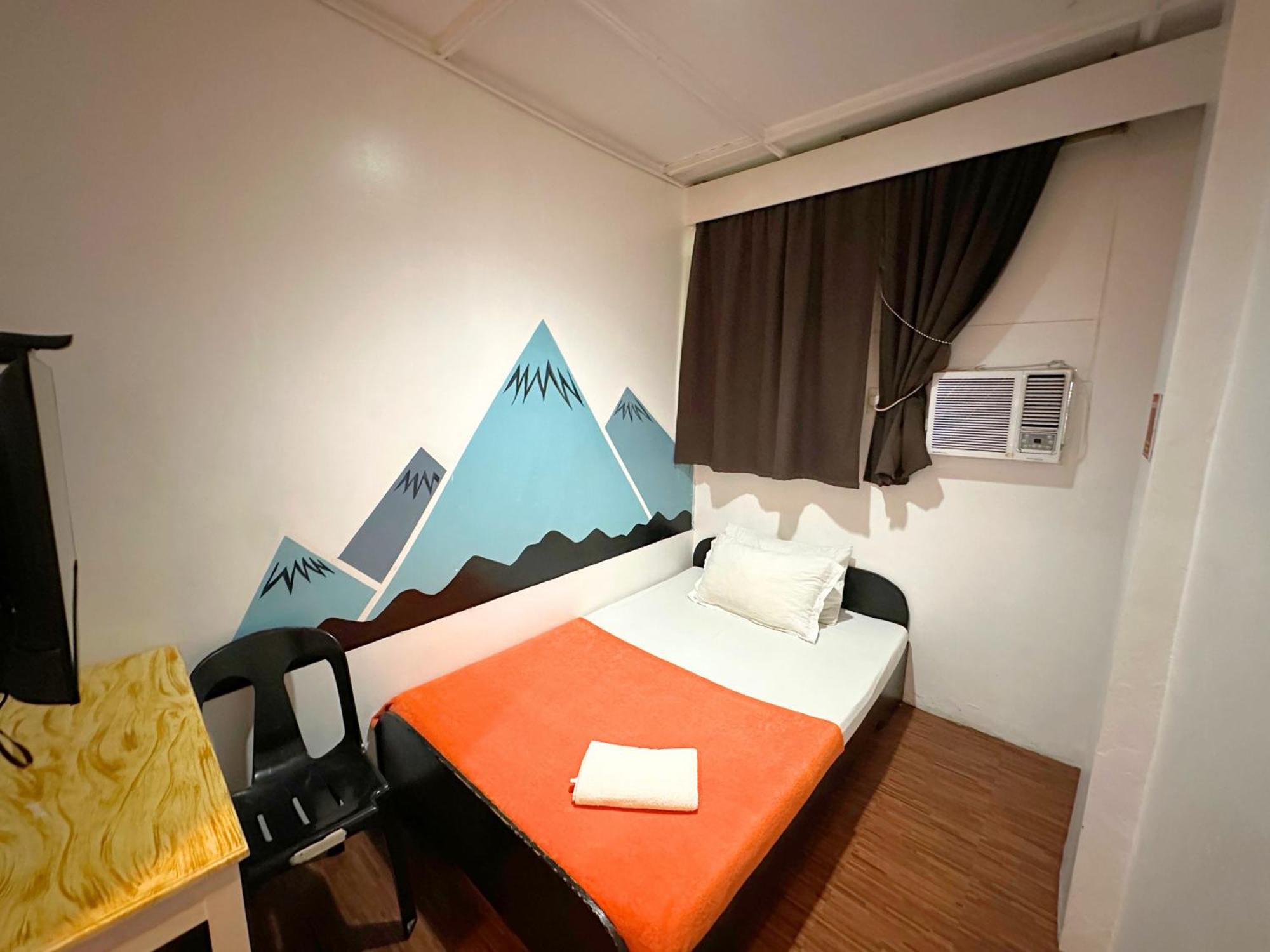Dormitelsph Espana Manila Eksteriør billede